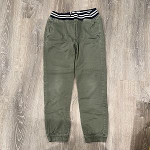 Abercrombie Kids jogger pants. Size 11/12